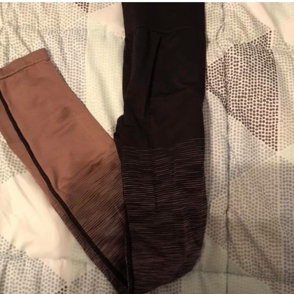 SOLD:Ombré black to pink leggings